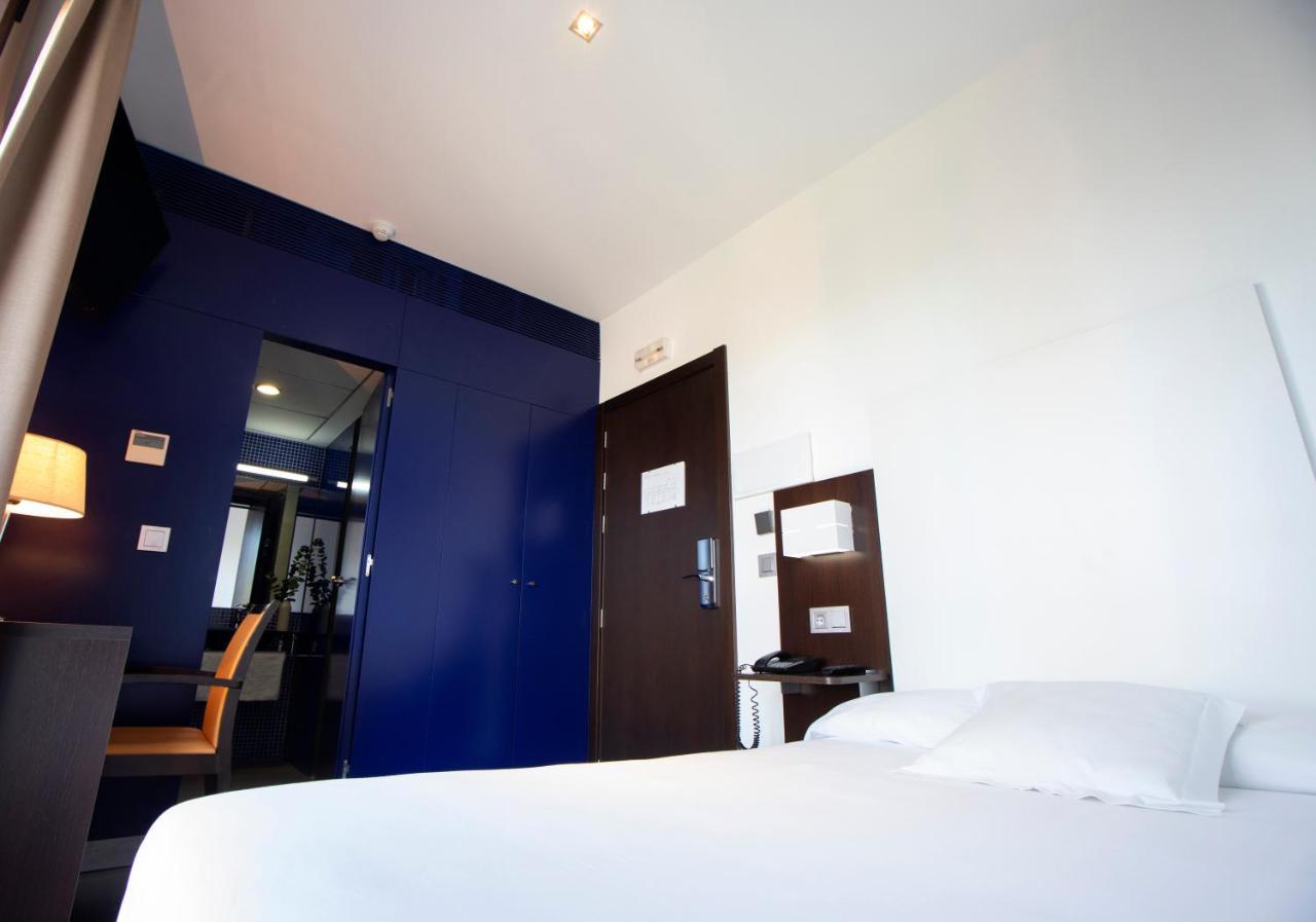 Hotel Rural Las Monteras Villanueva del Rey  Экстерьер фото