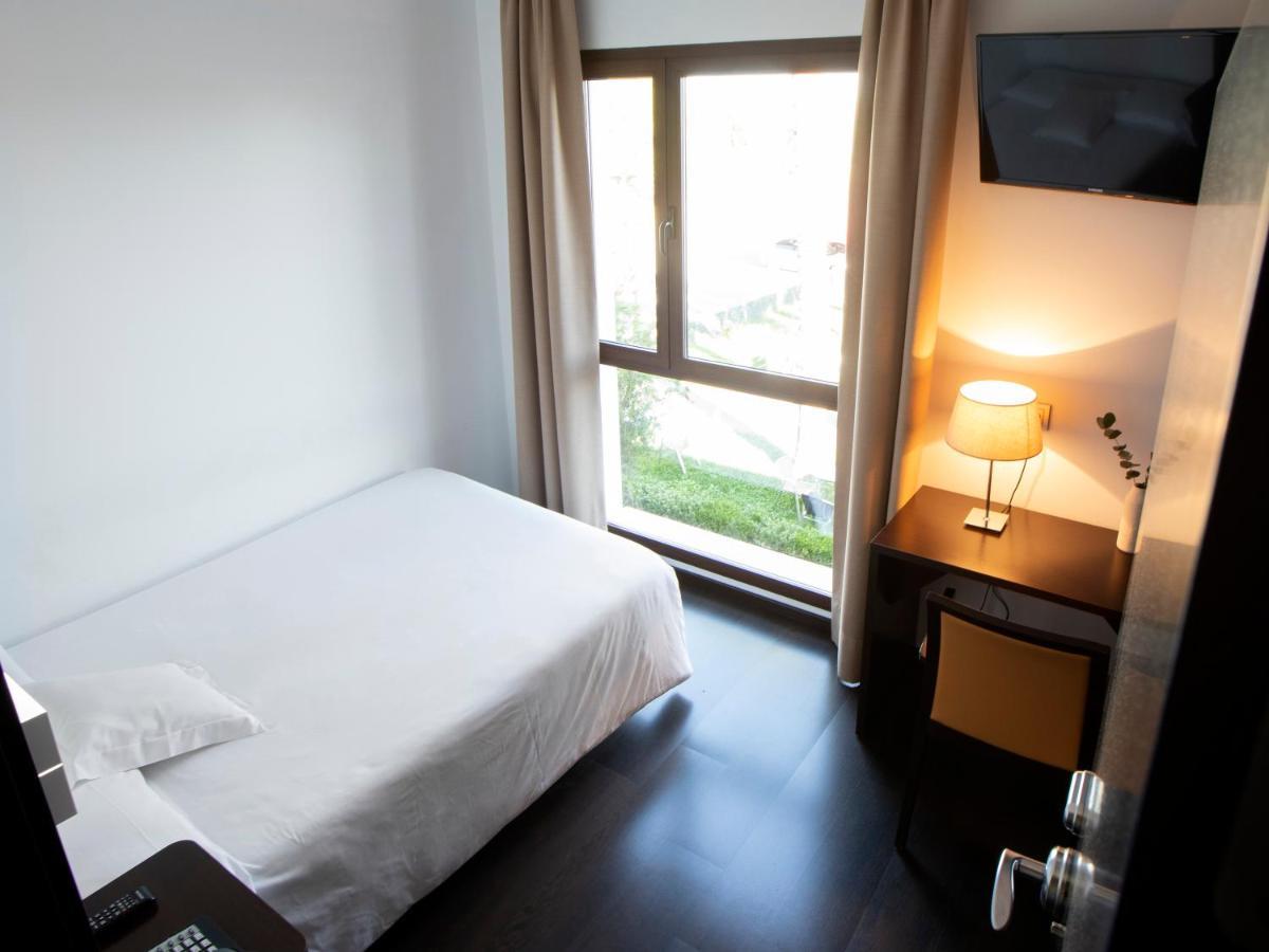 Hotel Rural Las Monteras Villanueva del Rey  Экстерьер фото