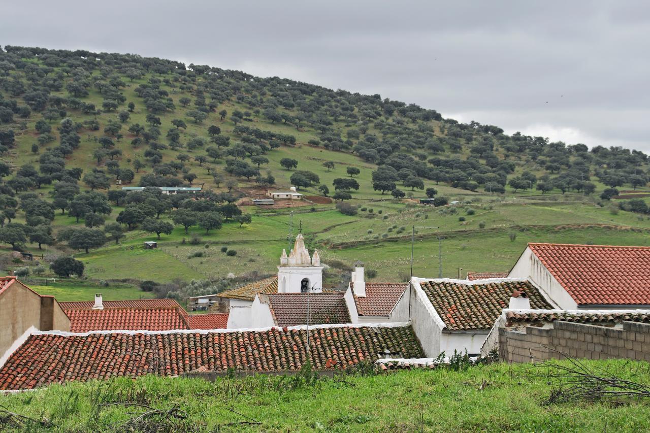 Hotel Rural Las Monteras Villanueva del Rey  Экстерьер фото