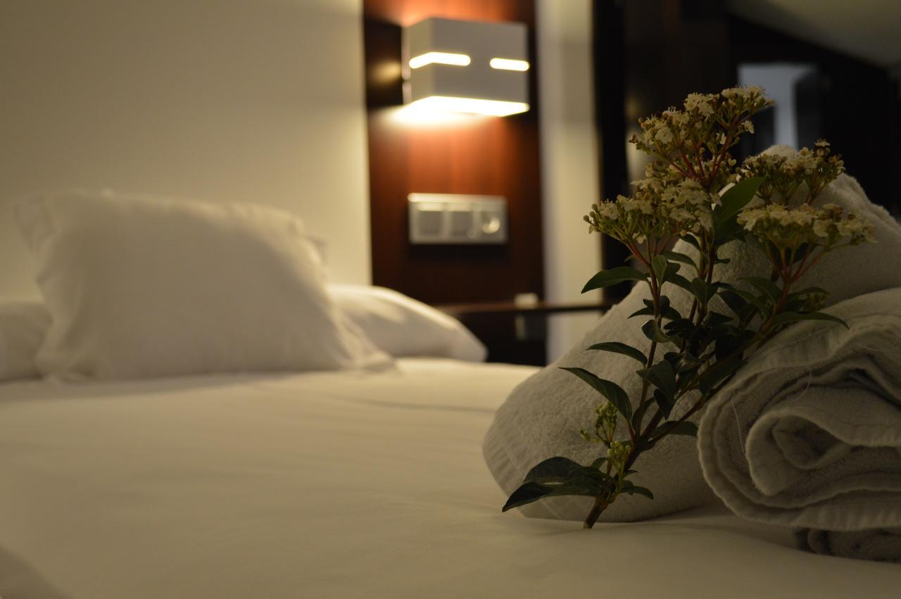 Hotel Rural Las Monteras Villanueva del Rey  Экстерьер фото