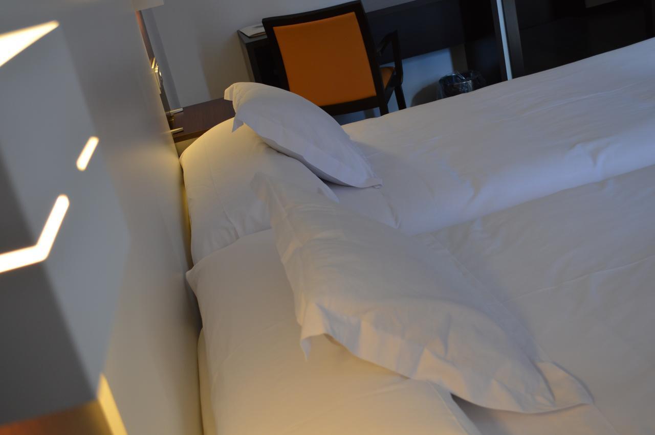 Hotel Rural Las Monteras Villanueva del Rey  Экстерьер фото